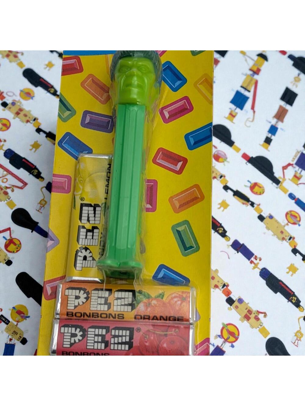 Vintage Incredible Hulk PEZ Dispenser 1990s Canadian Card Kay Pee Hungary
